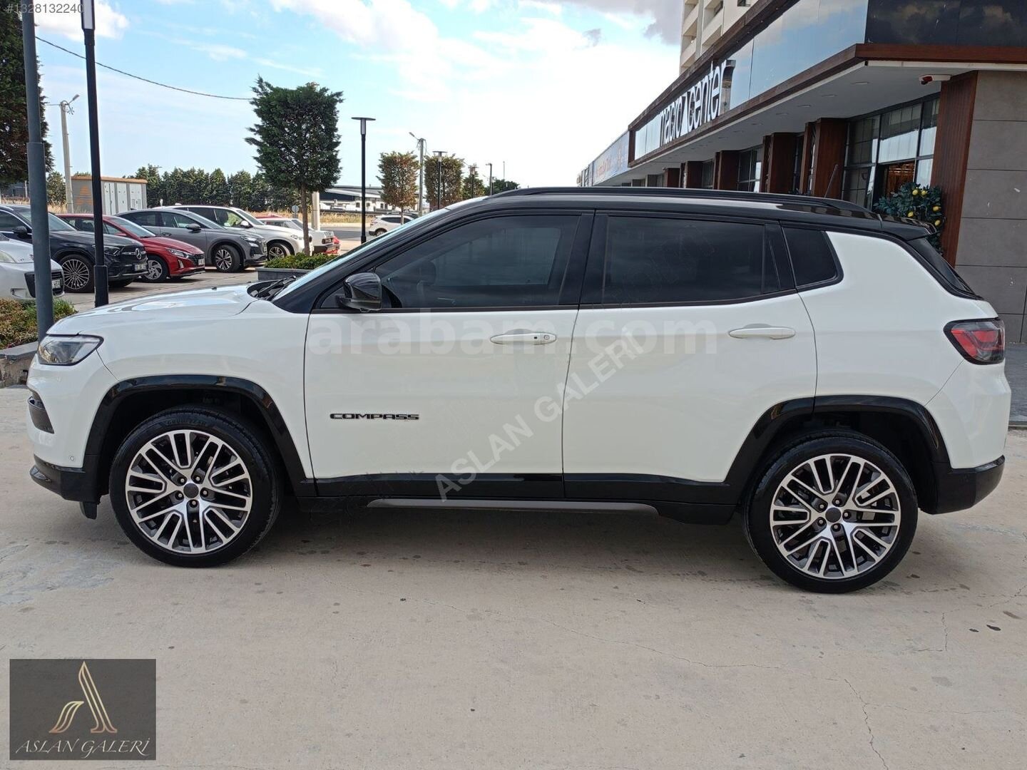 Galeriden Jeep Compass 1.5 GSE Summit 2025 Model Tekirdağ 24.000 km Beyaz 4