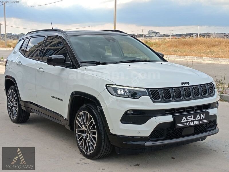 Galeriden Jeep Compass 1.5 GSE Summit 2025 Model Tekirdağ 24.000 km Beyaz 1
