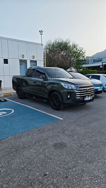 Sahibinden KGM SsangYong Musso Grand 2.2 D Platinum Plus 2024 Model Aydın 38.000 km Yeşil (metalik)
