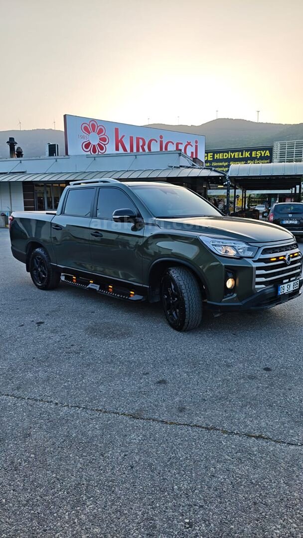 Sahibinden KGM SsangYong Musso Grand 2.2 D Platinum Plus 2024 Model Aydın 38.000 km Yeşil (metalik) 5