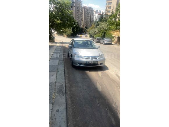 Sahibinden Honda Civic 1.6 i LS 2005 Model  