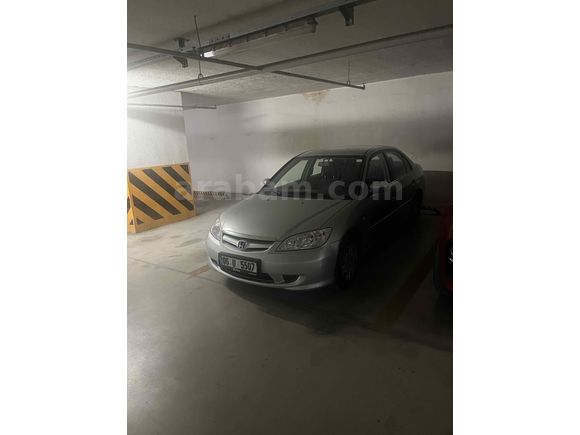 Sahibinden Honda Civic 1.6 i LS 2005 Model  