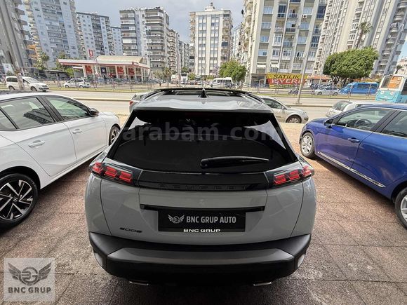 BNC GRUP AUTO PEUGEOT 2008 1.2 PRUETECH ALLURE 2025 MODEL