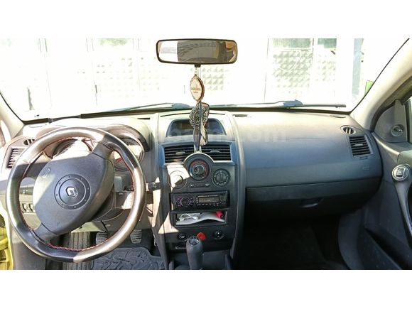 Sahibinden Renault Megane 1.4 Authentique 2004 Model