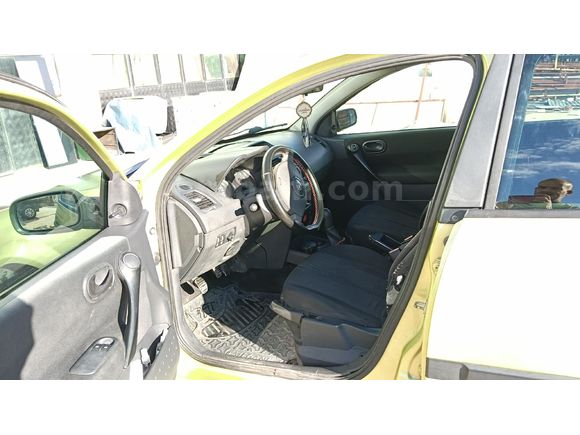 Sahibinden Renault Megane 1.4 Authentique 2004 Model