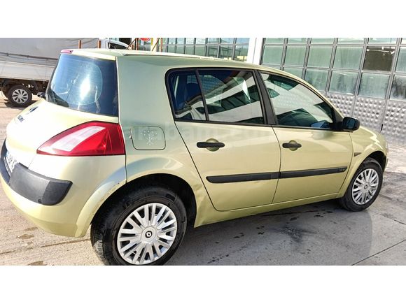 Sahibinden Renault Megane 1.4 Authentique 2004 Model