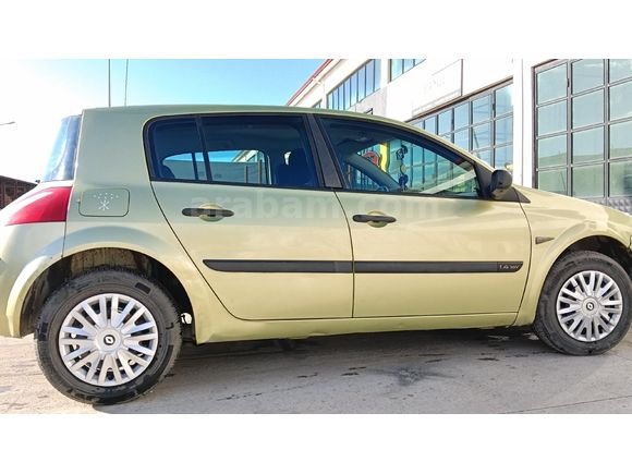 Sahibinden Renault Megane 1.4 Authentique 2004 Model