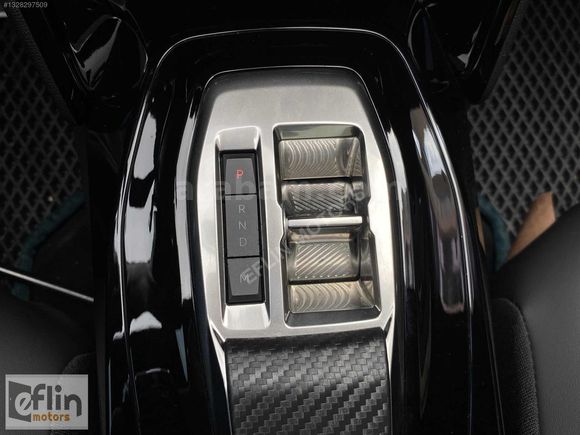 16.000 KM DE 2025 MODEL ALLURE PEUGEOT 2008