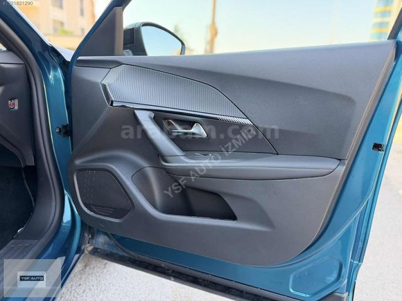 YSF AUTO -HATASIZ- 2025 PEUGEOT 2008 1.2 PURETECH ALLURE