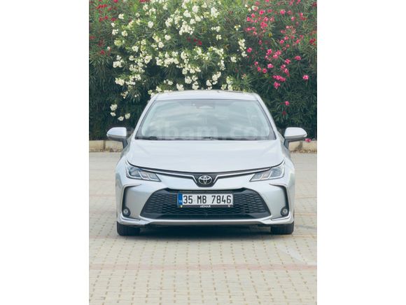Sahibinden Toyota Corolla 1.5 Dream X-Pack 2023 Model