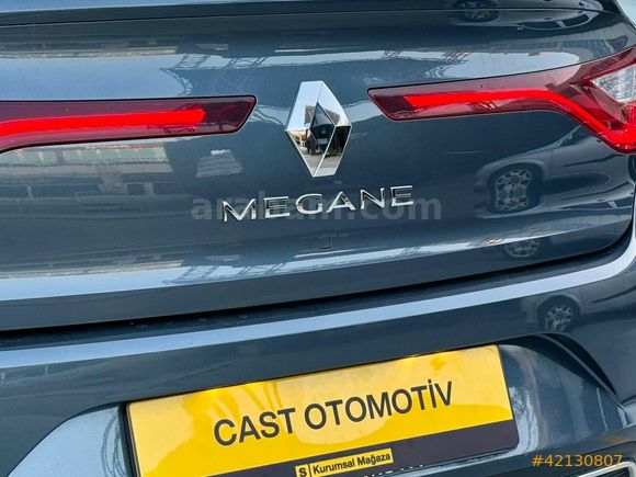 CAST OTOMOTİV'DEN HATASIZ ICON MEGANE