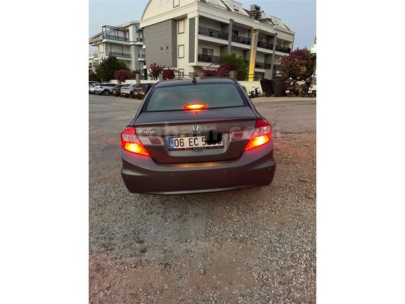 İlk Sahibinden Honda Civic 1.6i VTEC Eco Elegance 2015 Model 