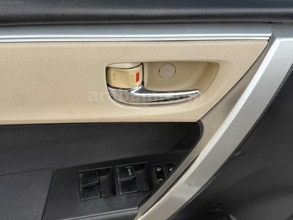 SB den TAKSA AÇIK TEMİZ OTOMATİK VİTES