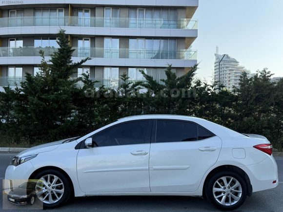 _DEMET_2015 TOYOTA COROLLA 1.4 DİZEL ÇOK TEMİZ