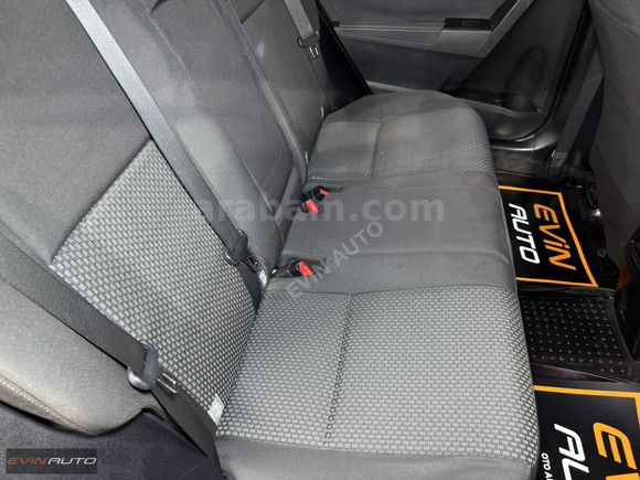 EVİN AUTO'DAN 2014 MODEL TOYOTA COROLLA 1.4 D-4D OTOMATİK TAKSİT
