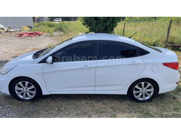 Sahibinden Hyundai Accent Blue 1.6 CRDI Prime 2016 Model 