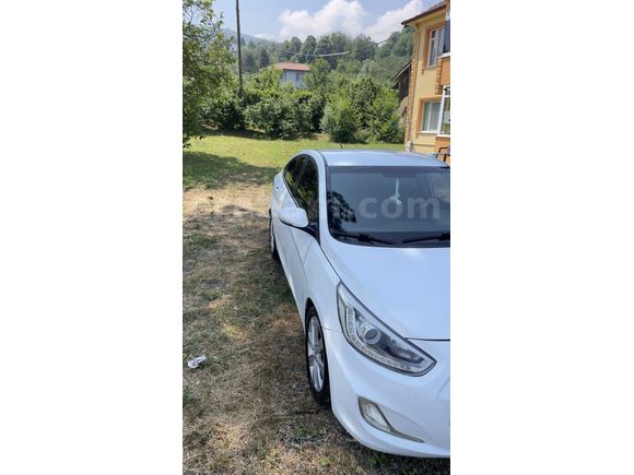 Sahibinden Hyundai Accent Blue 1.6 CRDI Prime 2016 Model 
