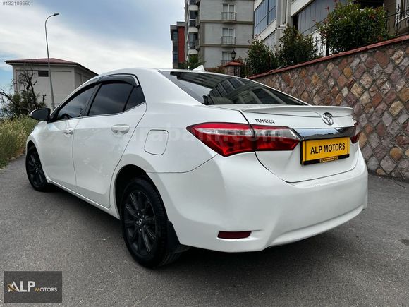 2015 TOYOTA COROLLA.. 1.4 D-4 ADVANCE