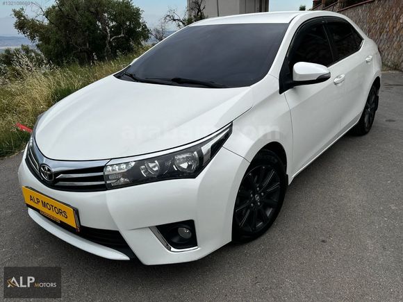 2015 TOYOTA COROLLA.. 1.4 D-4 ADVANCE