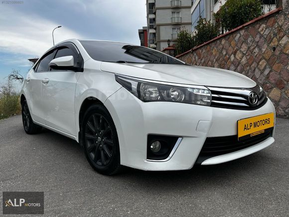 2015 TOYOTA COROLLA.. 1.4 D-4 ADVANCE