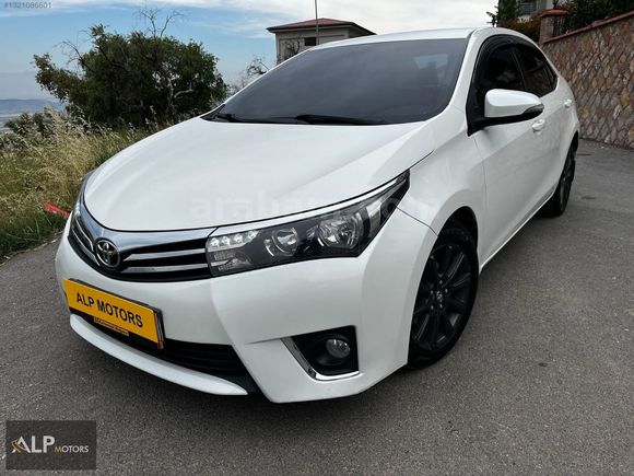 2015 TOYOTA COROLLA.. 1.4 D-4 ADVANCE