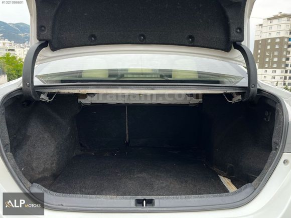 2015 TOYOTA COROLLA.. 1.4 D-4 ADVANCE