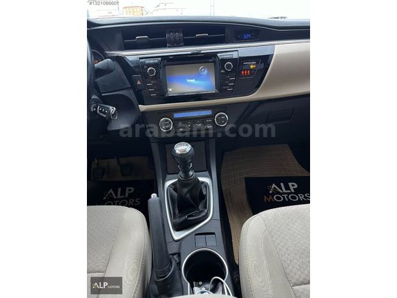 2015 TOYOTA COROLLA.. 1.4 D-4 ADVANCE