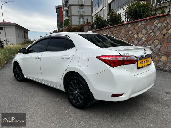 2015 TOYOTA COROLLA.. 1.4 D-4 ADVANCE