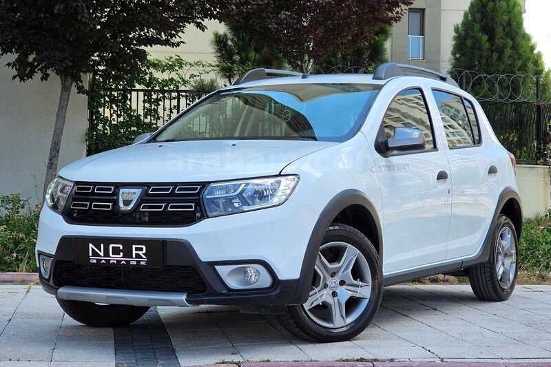 Galeriden Dacia Sandero 0.9 TCe Stepway Easy-R 2020 Model Konya 53.000 km Beyaz
