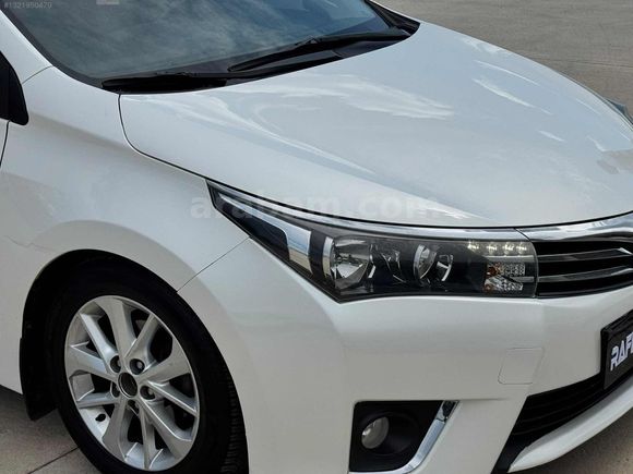 DEĞİŞENSİZ - HATASIZ -DİZEL - OTOMATİK - 2013 - COROLLA 1.4 D-4D