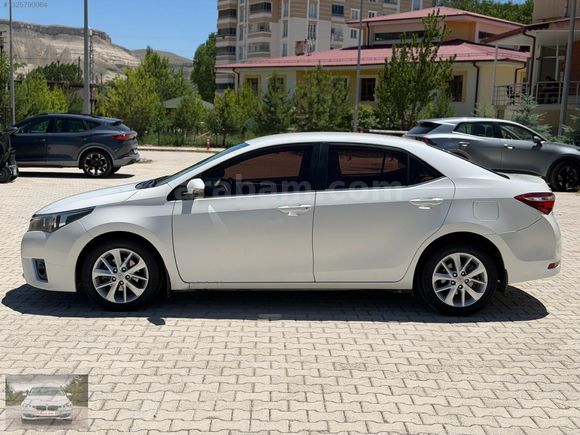 2015 MODEL ORJİNAL TOYOTA COROLLA 1.4 D-4D ADVANCE BEYAZ