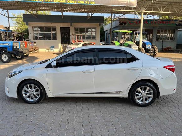 HATASIZ BOYASIZ TRAMERSİZ COROLLA