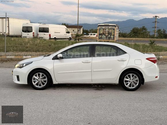 SAMİOĞULLARINDAN TOYOTA COROLLA 1.4D-4D ADVANCE DŞK KM