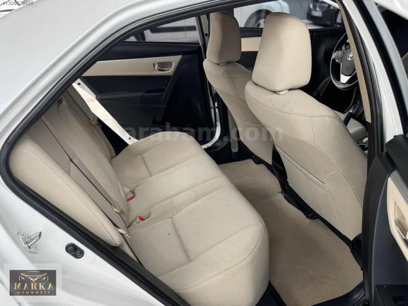 2014 MODEL DİZEL OTOMATİK 95 BİN KM DE ADVANCE COROLLA