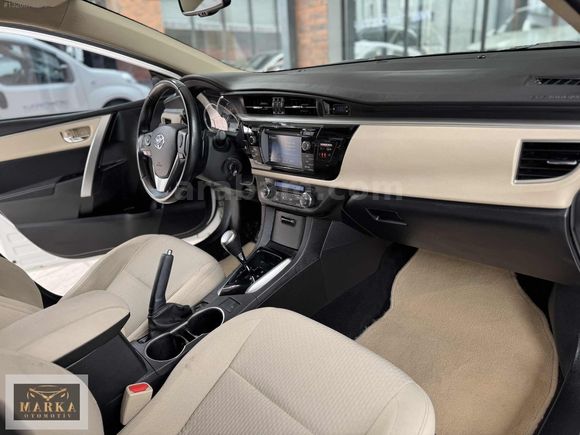 2014 MODEL DİZEL OTOMATİK 95 BİN KM DE ADVANCE COROLLA