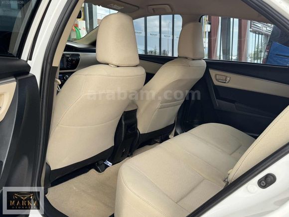 2014 MODEL DİZEL OTOMATİK 95 BİN KM DE ADVANCE COROLLA