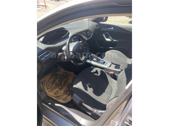 Sahibinden Peugeot 308 1.2 PureTech Style Tech 2020 Model 92500km