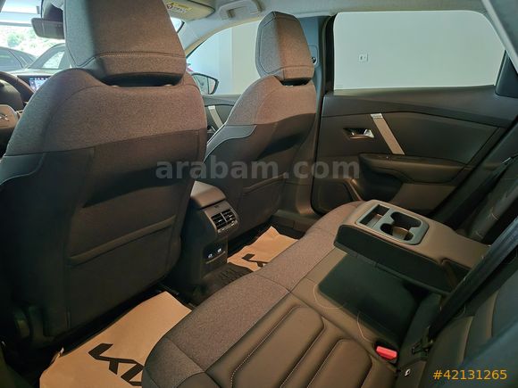 KİA ŞİMŞEK 2. EL - 2024 Citroen e-C4 X 100kw Shine Bold