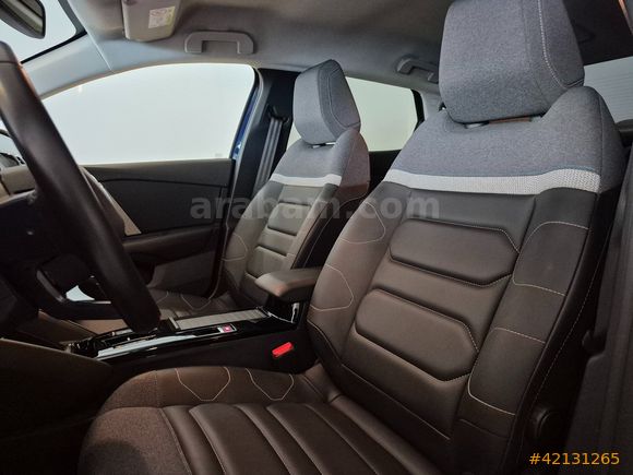KİA ŞİMŞEK 2. EL - 2024 Citroen e-C4 X 100kw Shine Bold