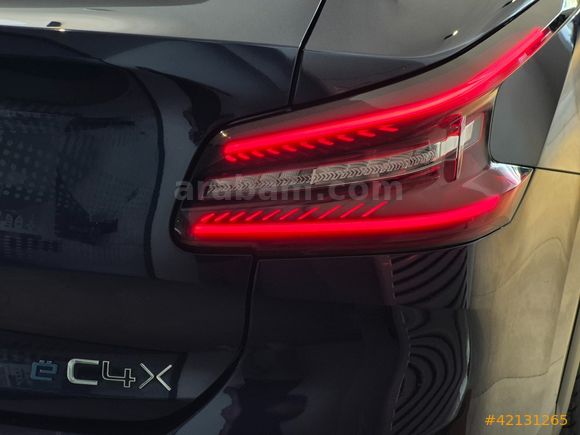 KİA ŞİMŞEK 2. EL - 2024 Citroen e-C4 X 100kw Shine Bold