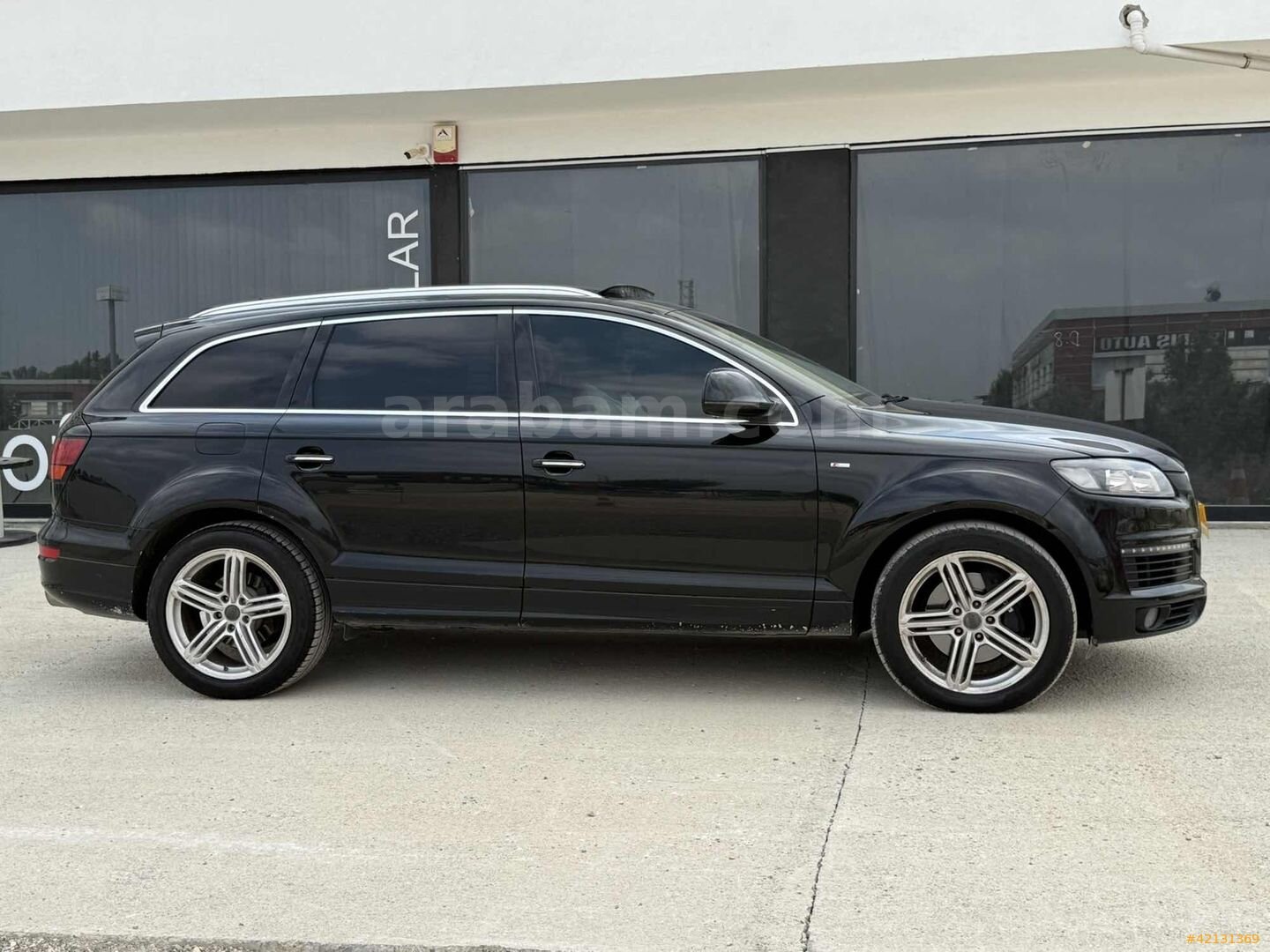 Galeriden Audi Q7 3.0 TDI Quattro 2009 Model Adana 348.000 km Siyah 6