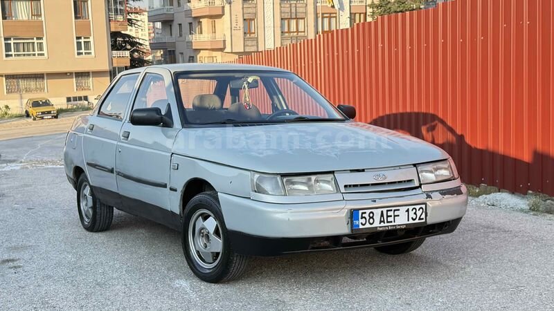 Sahibinden Lada Vega 1.5 1999 Model Ankara 327.000 km Şampanya