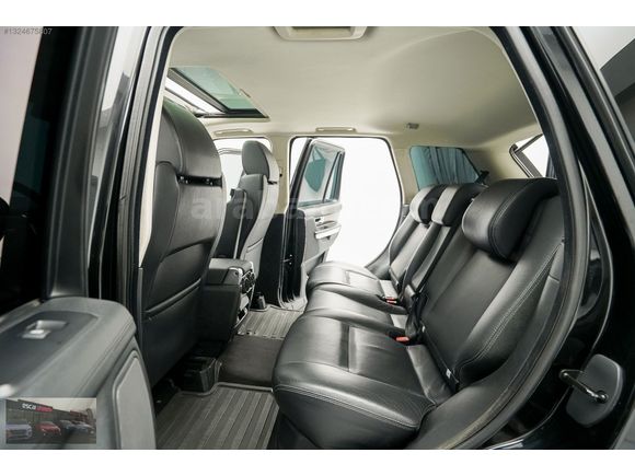 ESCAR OTOMOTİV'DEN 210 BİN KM'DE 2 PARÇA BOYALI RANGE ROVER