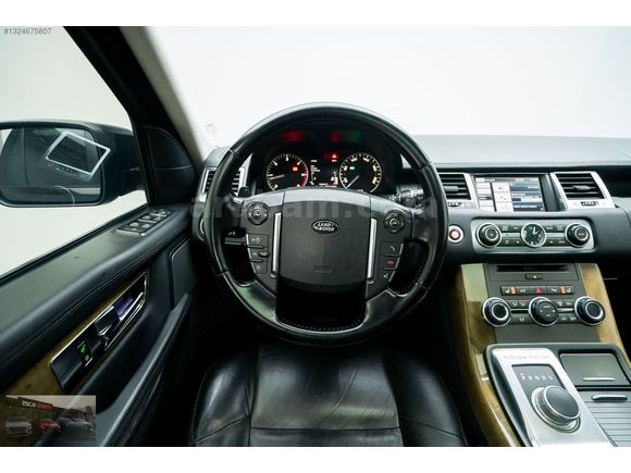 ESCAR OTOMOTİV'DEN 210 BİN KM'DE 2 PARÇA BOYALI RANGE ROVER