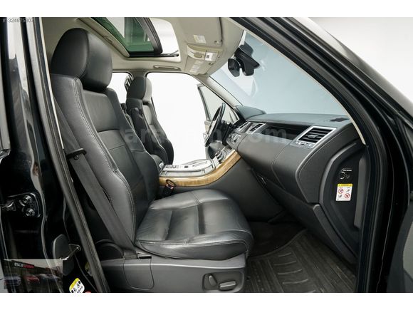 ESCAR OTOMOTİV'DEN 210 BİN KM'DE 2 PARÇA BOYALI RANGE ROVER