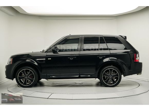 ESCAR OTOMOTİV'DEN 210 BİN KM'DE 2 PARÇA BOYALI RANGE ROVER