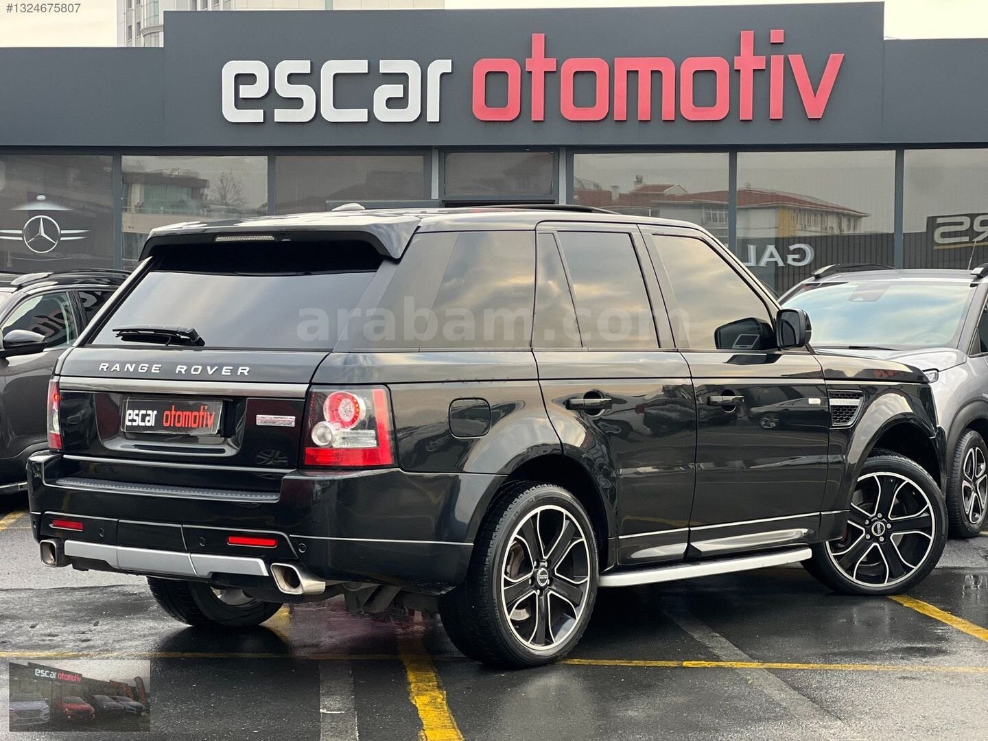 ESCAR OTOMOTİV'DEN 210 BİN KM'DE 2 PARÇA BOYALI RANGE ROVER 5
