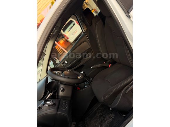 Lider'den Fırsat! 2020 Model Clio 0.9 TCE