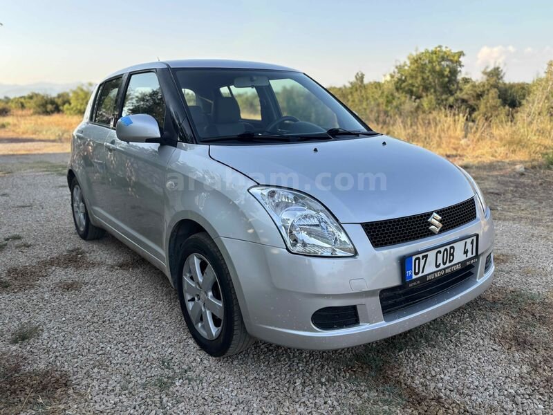 Galeriden Suzuki Swift 1.3 MT 4X4 2009 Model Antalya 360.000 km Gri (Gümüş)
