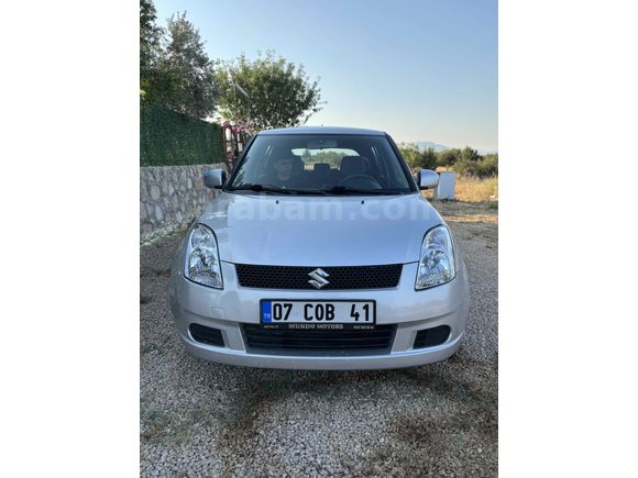 Galeriden Suzuki Swift 1.3 MT 4X4 2009 Model Antalya